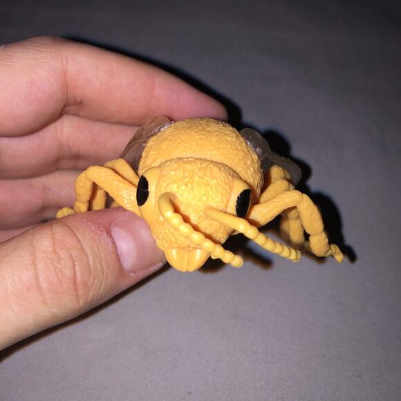 Toy Honeybee Bumblebee Honey Bumble Bee Greenbrier International Wild Creatures - Picture 5 of 10